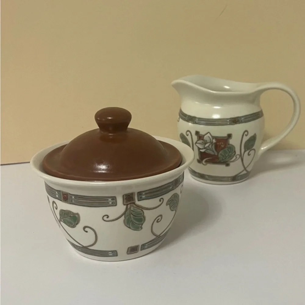 Pfaltzgraff Mission Flower Sugar & Creamer Set